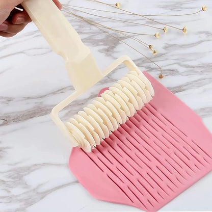 Plastic Lattice Roller Cutter Dough Cutter