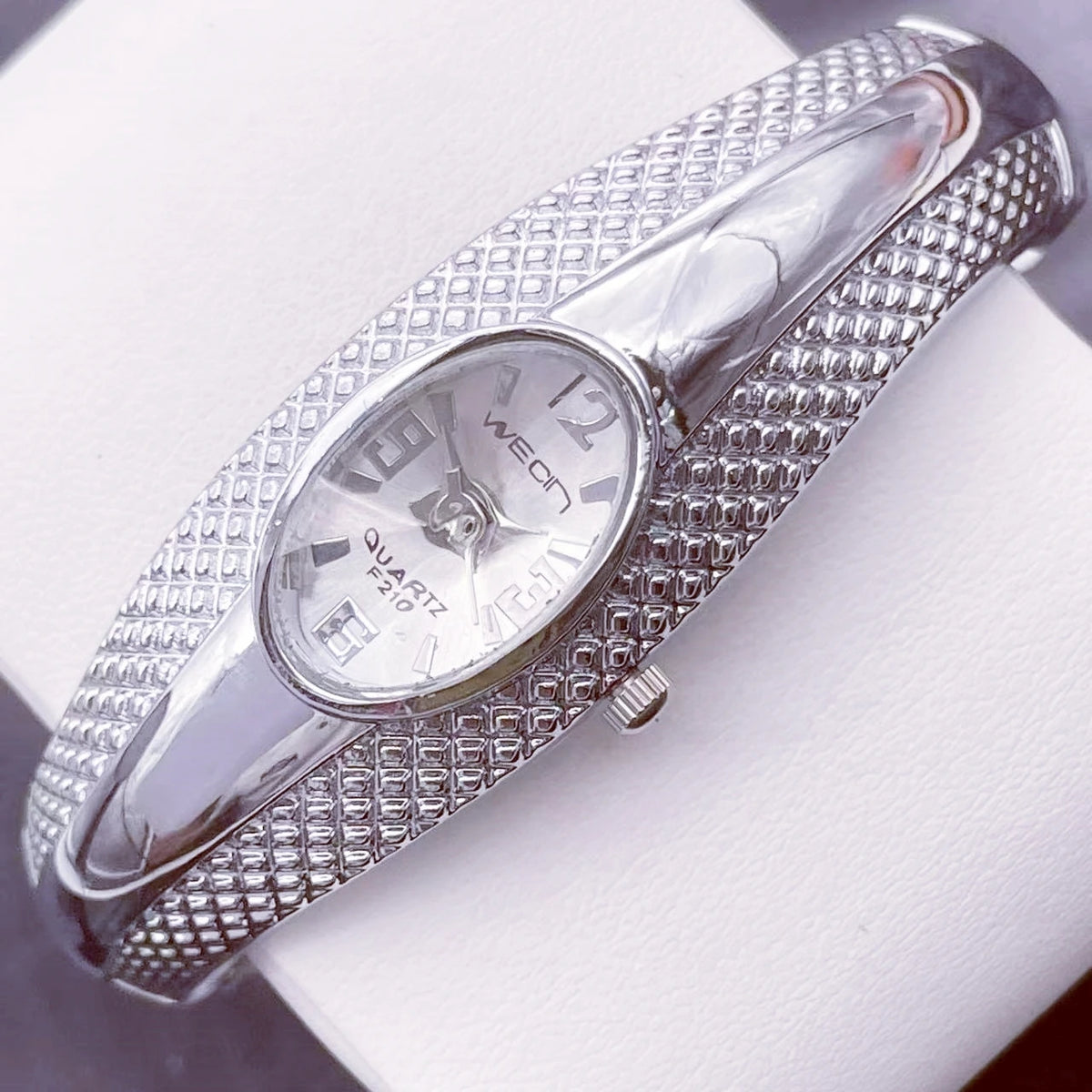 Flash Silvery Black Bracelet Charm Watch