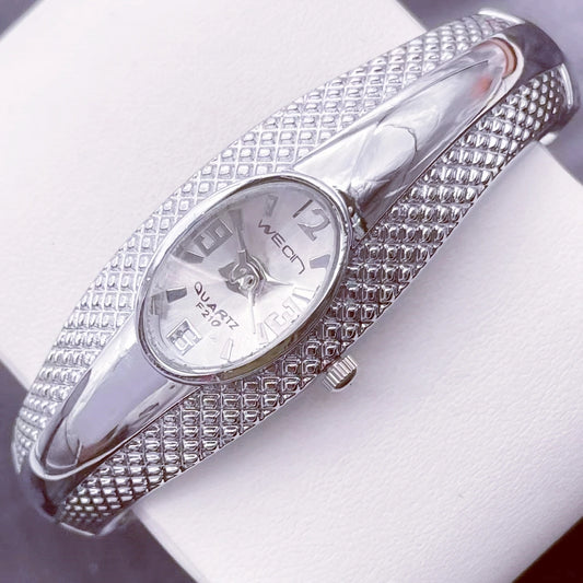 Flash Silvery Black Bracelet Charm Watch