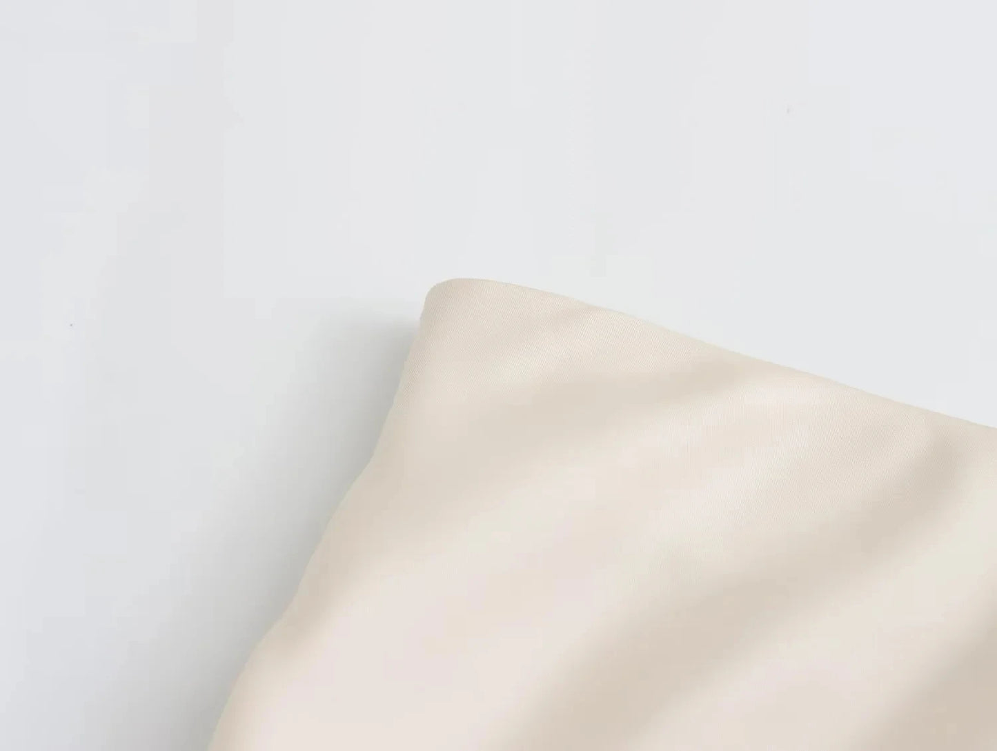 Faldas largas informales de satén de talle alto