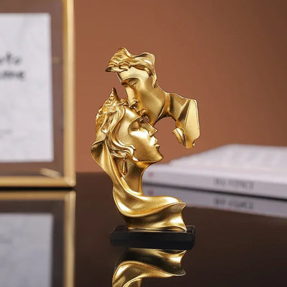 Mini Resin Lovers Statue Figurine Kissing Posture Model Craft Sculpture