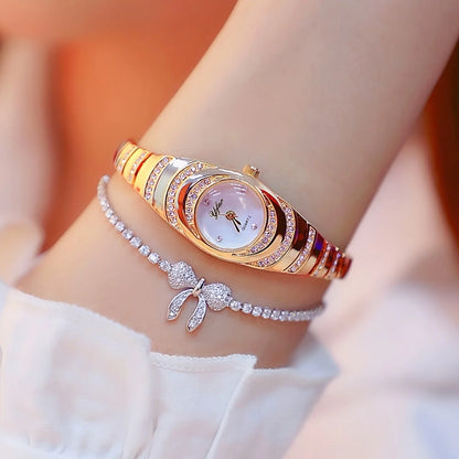 Rhinestone round dial alloy quartz watch set