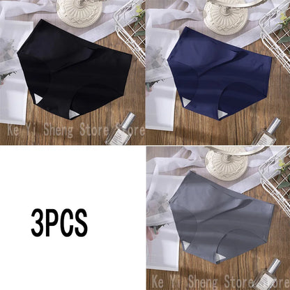 3 pieces of low-rise, seamless Lingerie