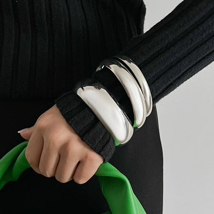 4Pcs Set Simple Punk Metal Round Bangles Set