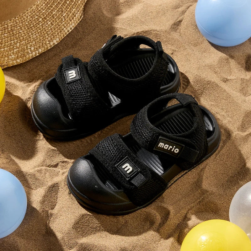 Cheerful Mario sports sandals for kids