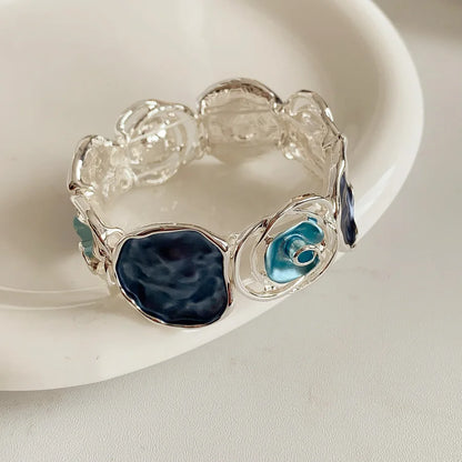 Vintage Dripping Oil Hollow Rose Flowers Geometric Bracelets