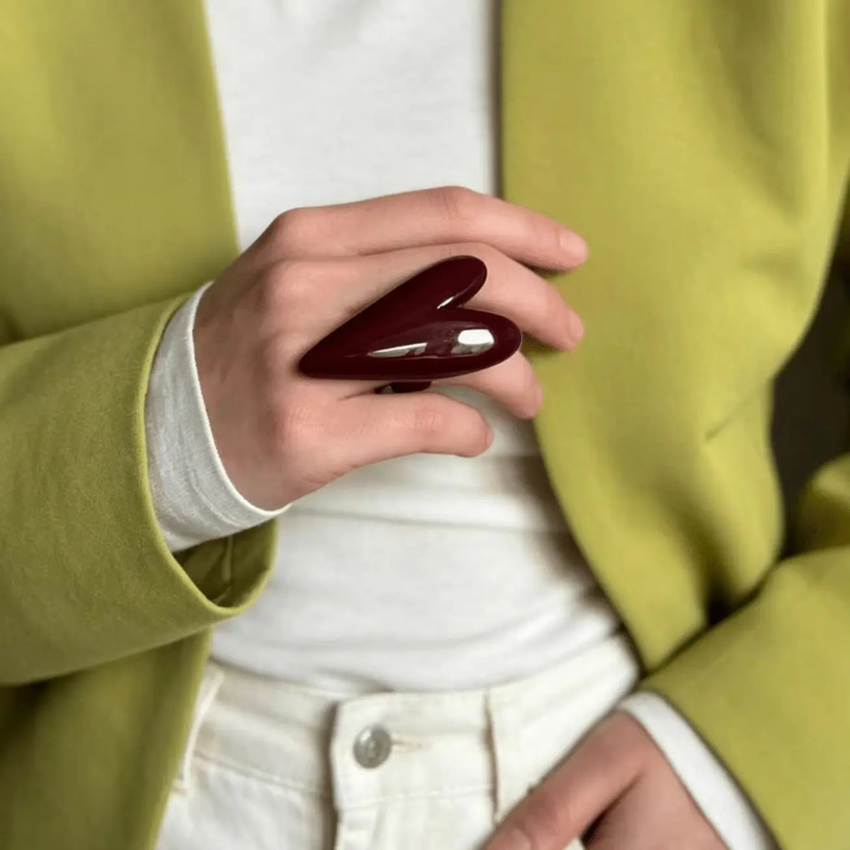 Vintage Oversized Glossy Resin Heart Sophisticated Elegant Rings