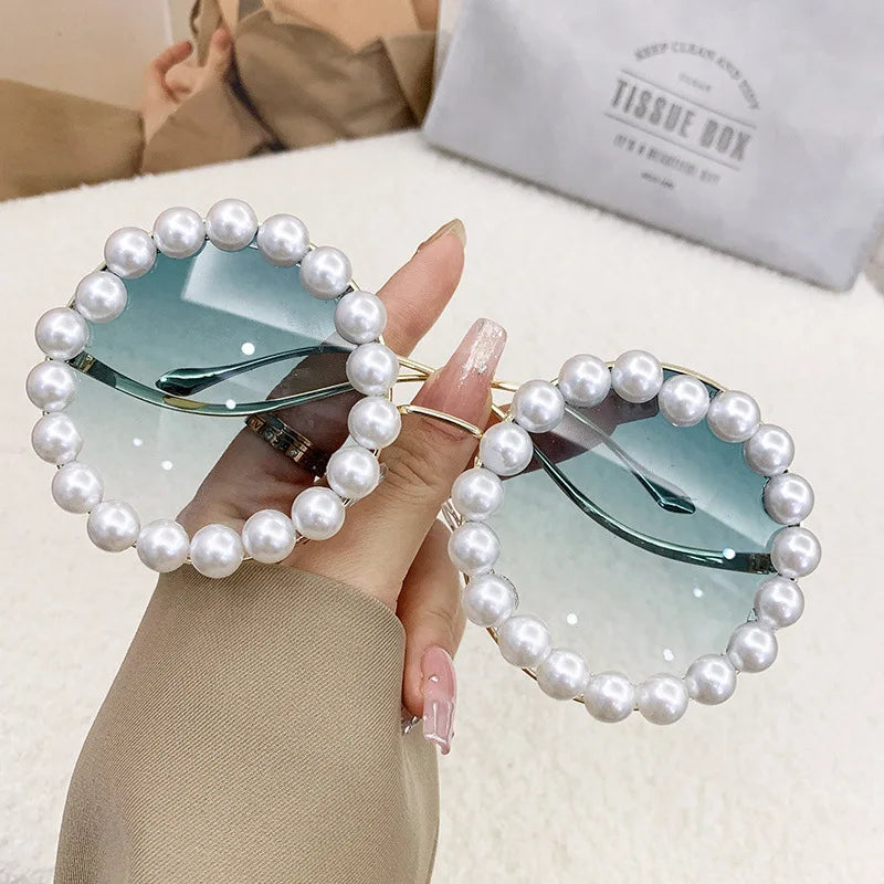 Luxury Pearl Metal Frame Round Sun glasses