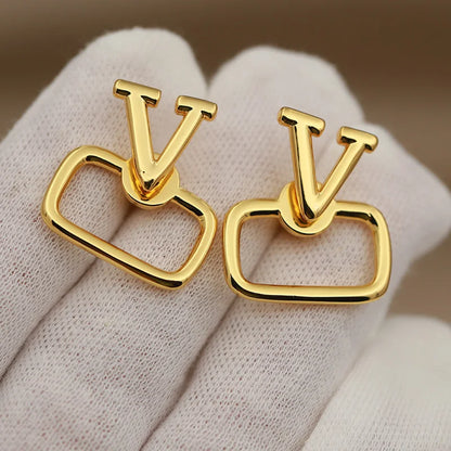 Sight Luxury Metal Letter V Stud Earrings