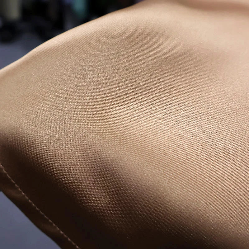 Falda midi plisada lisa de satén