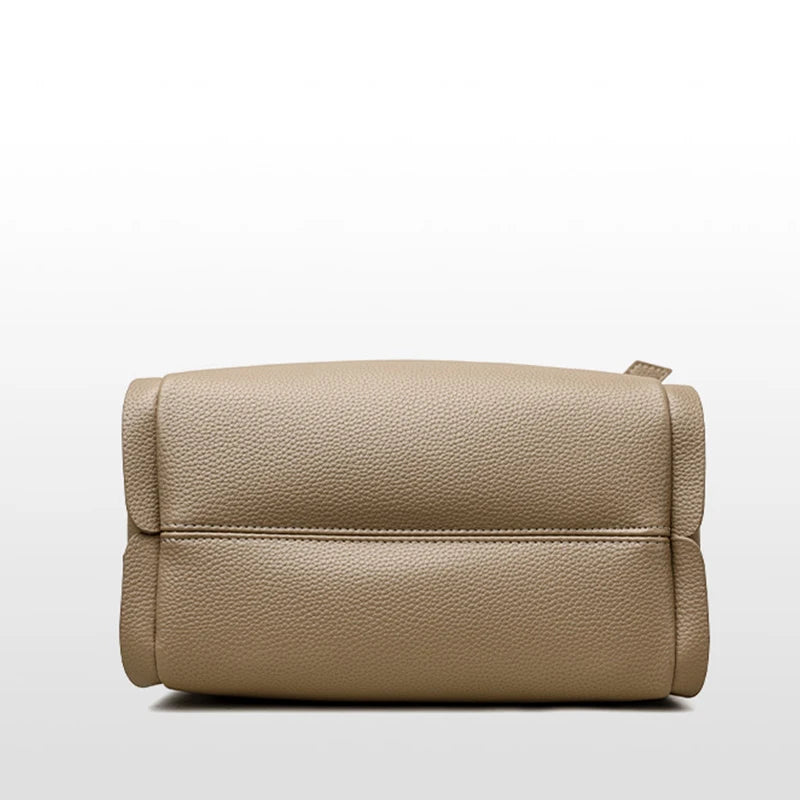 Retro Texture Large Capacity Shoulder Bag