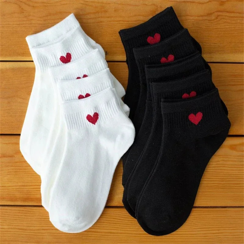 5 pares de preciosos calcetines de algodón con corazones