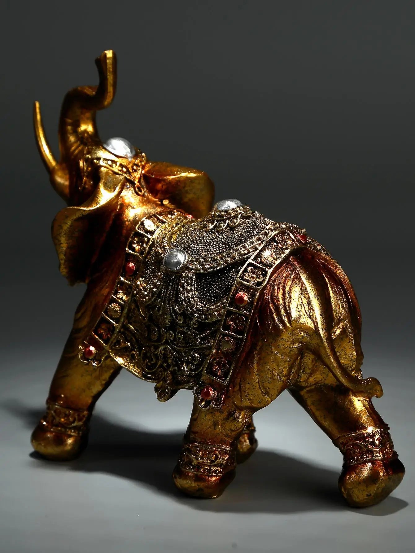 1PC Elephant Resin Decor  Handcrafted 3D Sculpture