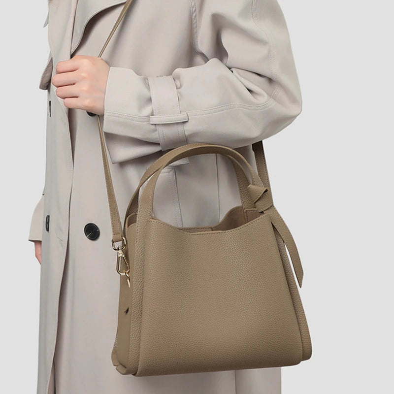 Retro Texture Large Capacity Shoulder Bag