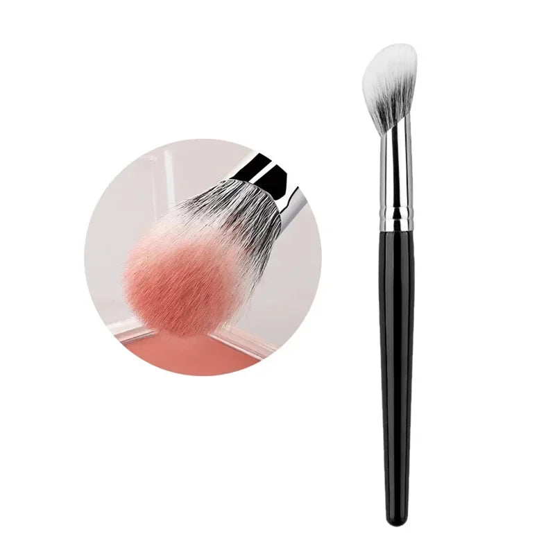 Peach Heart Blusher Brush Tool