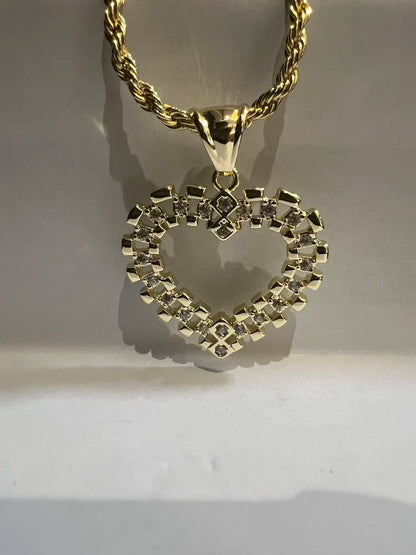 18K Gold Rope Chain Heart Pendant Necklace