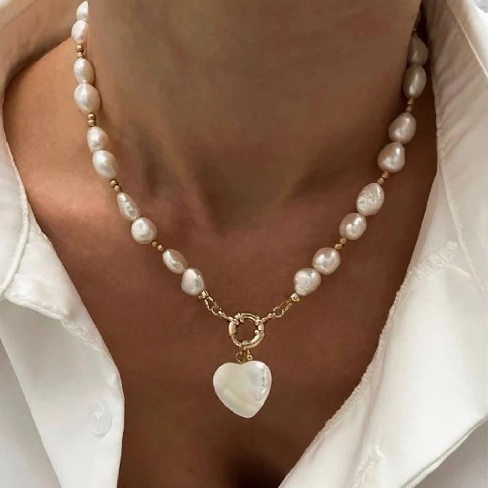 Elegant Irregular Pearl Multi-layer Pendant Choker Necklace
