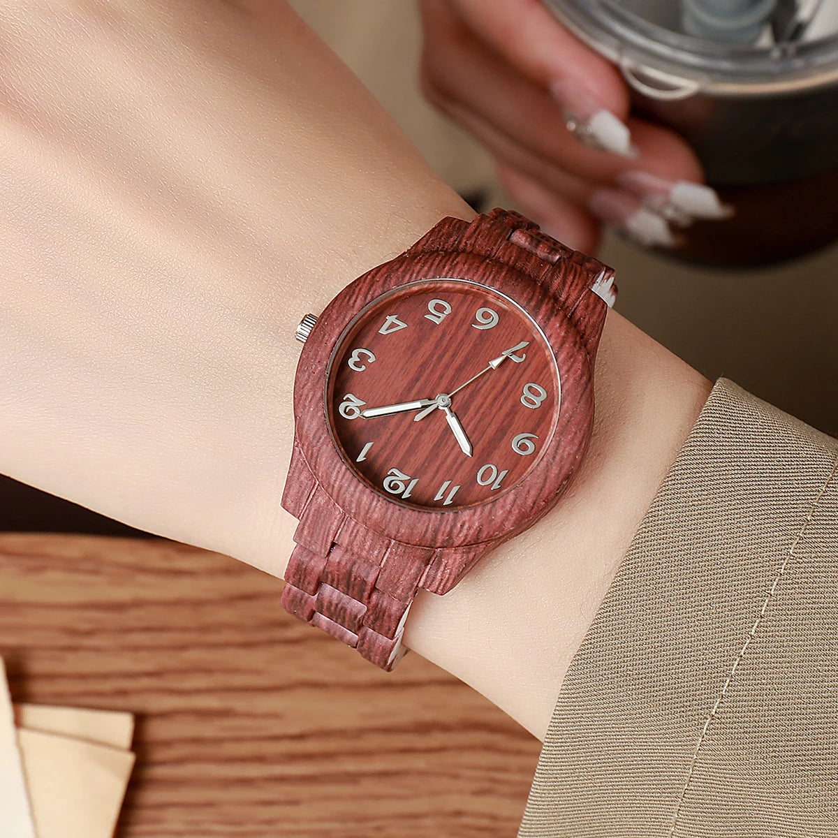 Casual Wooden Pattern Plastic Band Quartz Watch