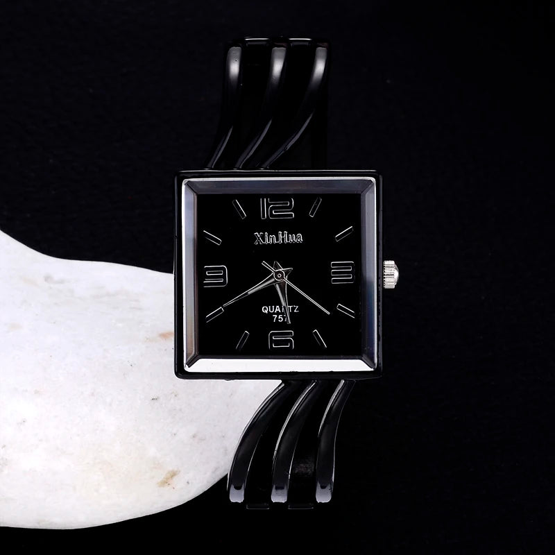 Vintage Square Quartz Stainless Steel Bracelet Watch