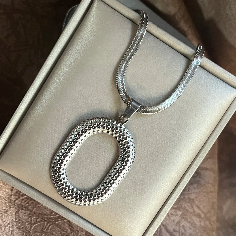 Exaggerated Punk Big Round O Shaped Necklace