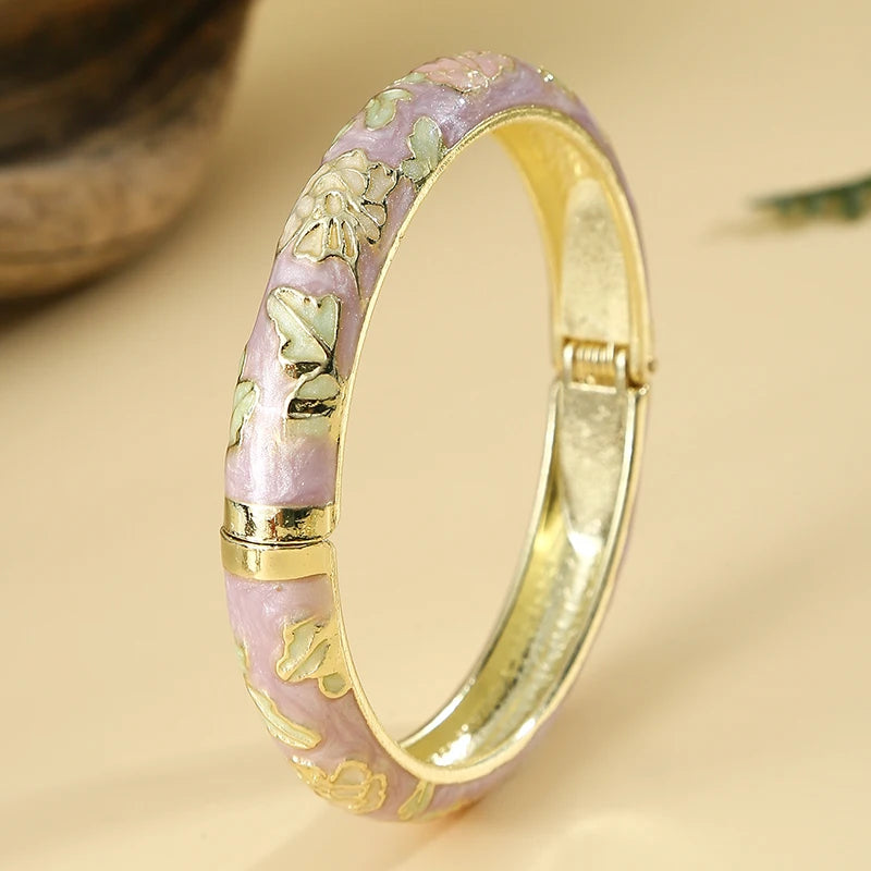 Vintage Enameled Flower Bangles Bracelet