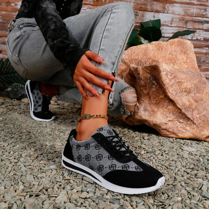 DANA Round Head Sneakers