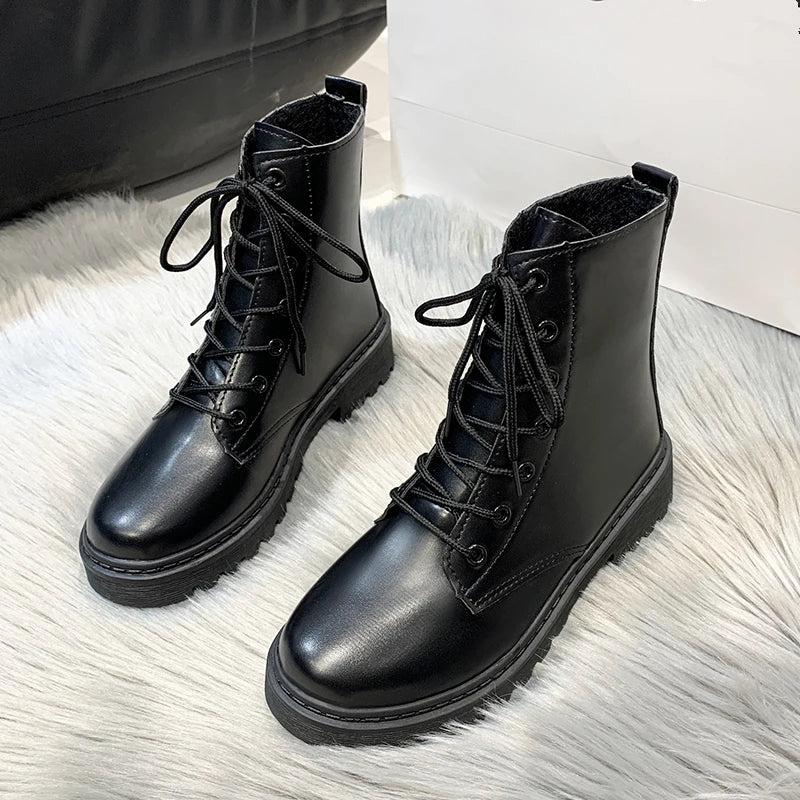 DANA Round Toe Square Cross Strap Boots