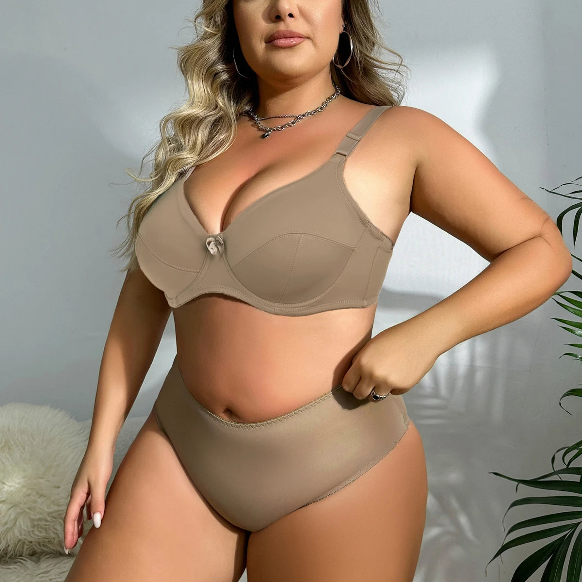 Plus Size Lingerie Set