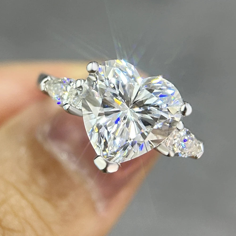 DANA 1-4Carat Heart Shape Moissanite Ring