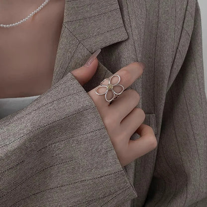 DANA 925 Silver Flower Ring