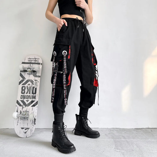 Pantalones deportivos con bolsillos estilo cargo punk