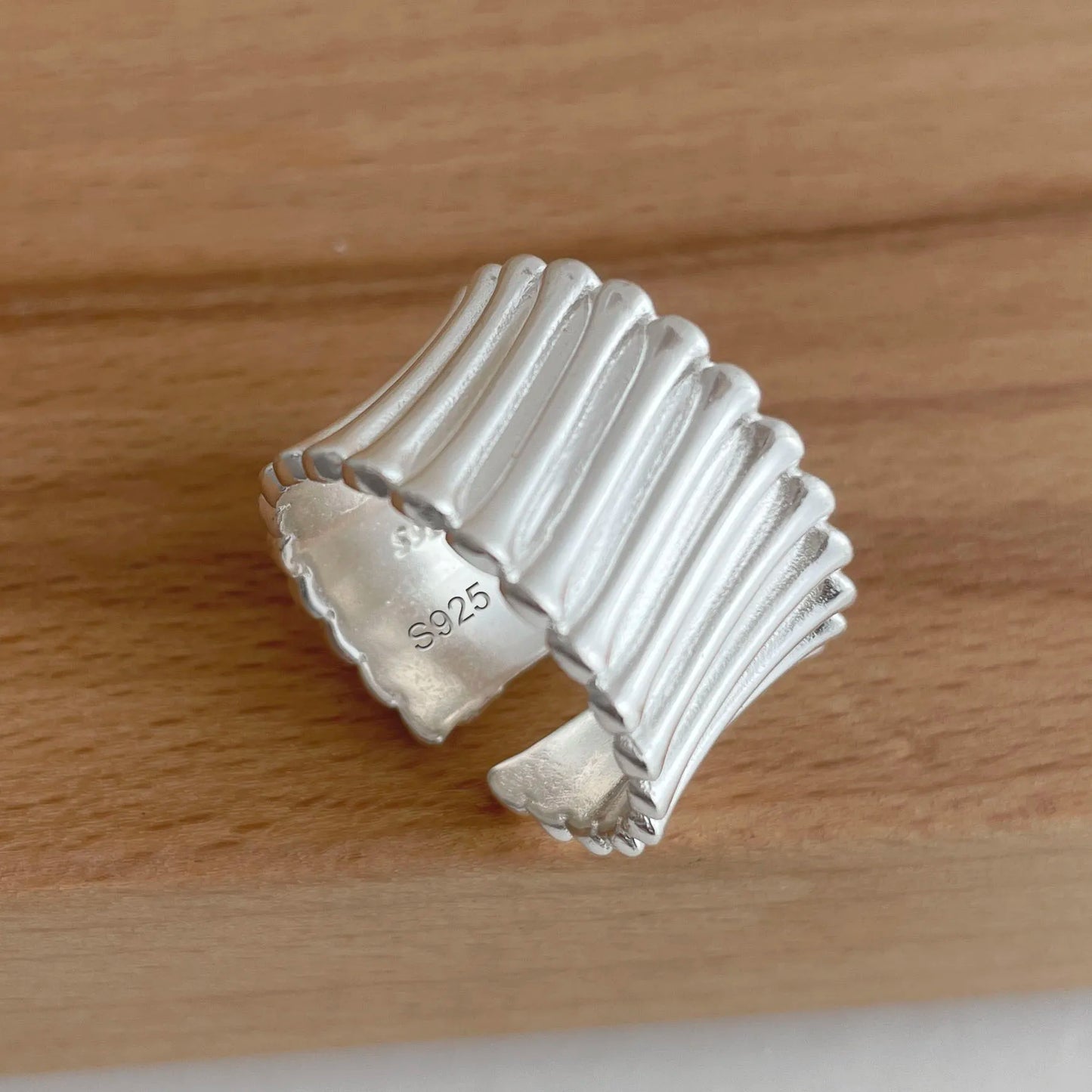 خاتم حفلة بسيط من الفضة الإسترلينية 925 مصنوع يدويًا