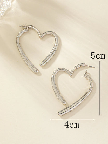 Exquisite Personalized Heart-Shaped Earrings