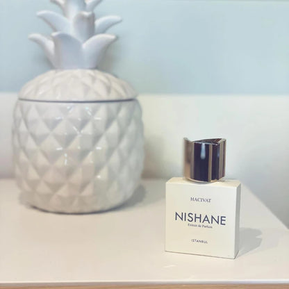 Perfume unisex nicho cítrico amaderado oriental