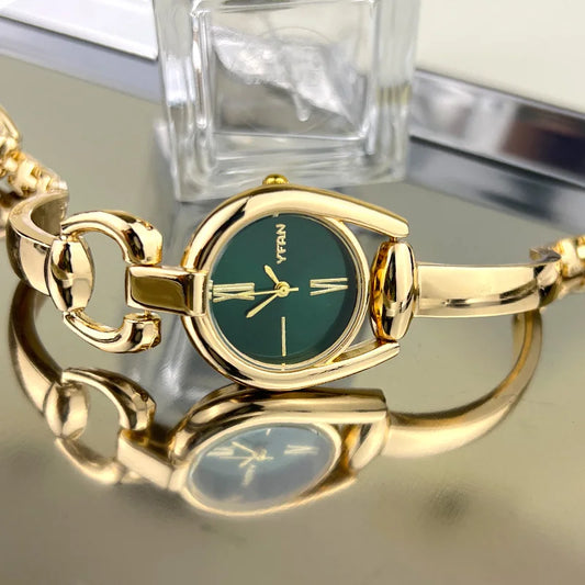 Retro Button Wristband Bracelet Quartz Watch Bracelet