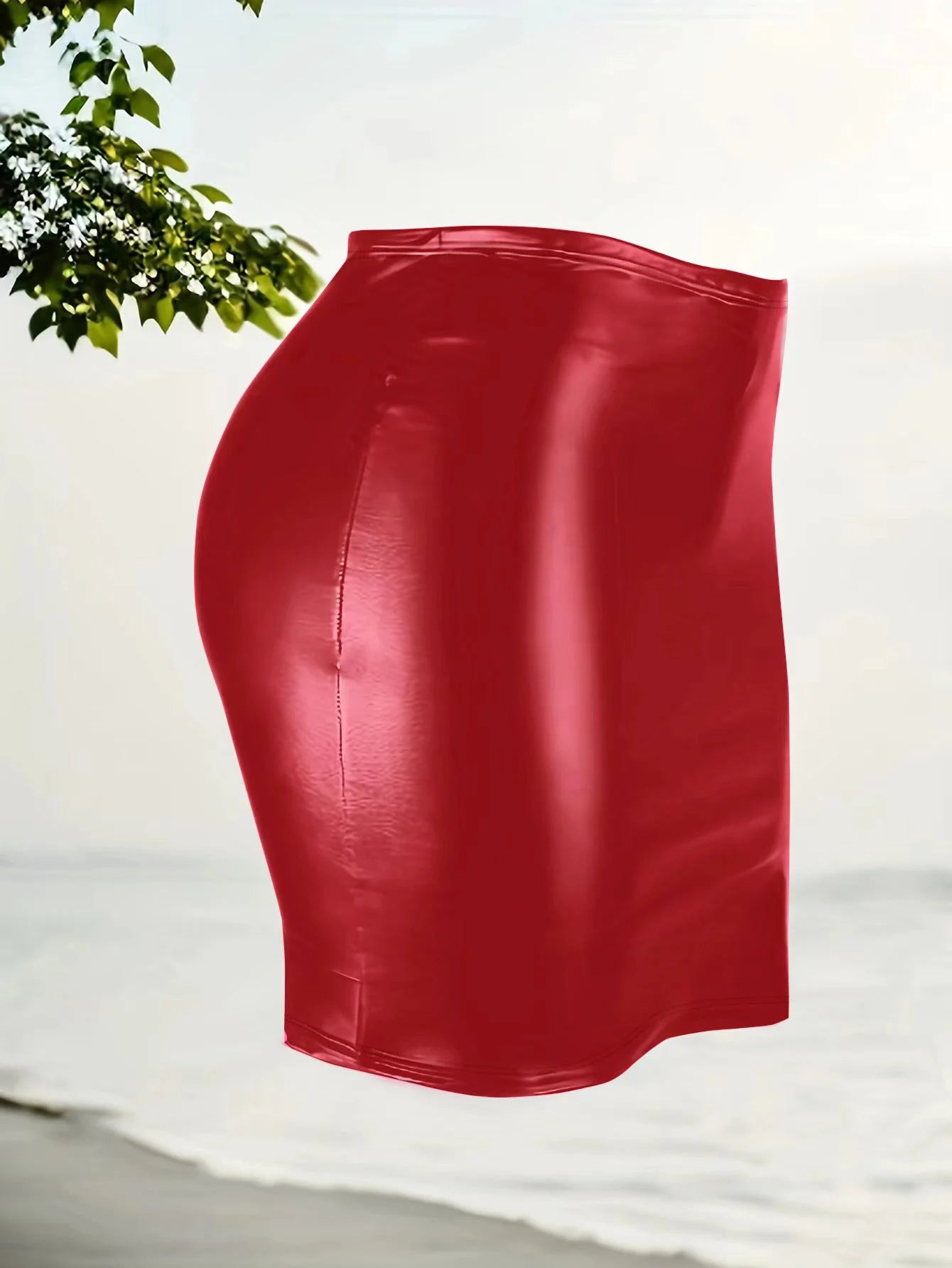 Falda corta de cuero de talle alto sexy