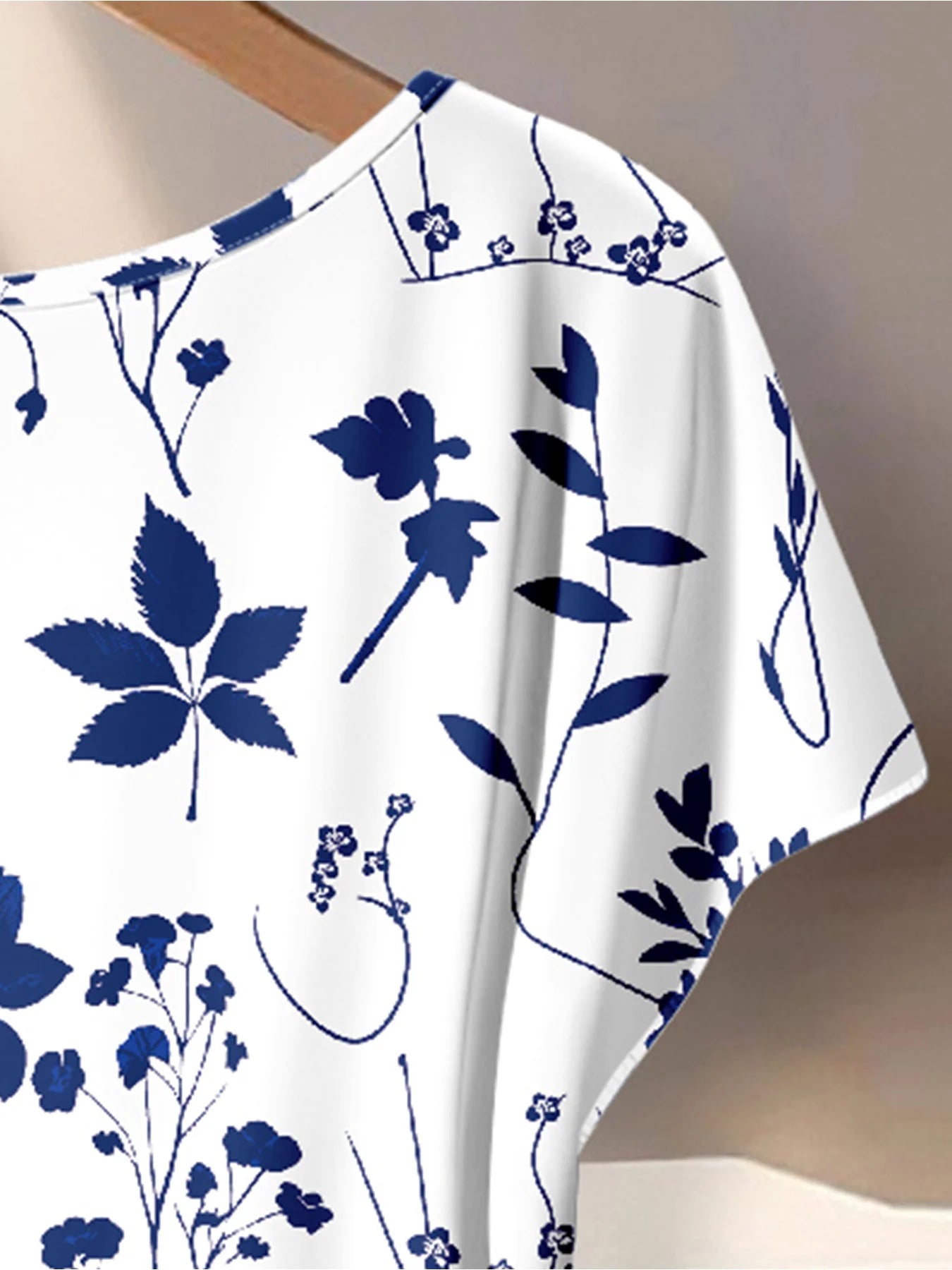 Casual Plus Size White Plant Pattern Twisted Wide Leg Pants Set