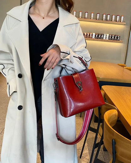 Real Oil Wax Leather Bucket Large Capacity Cowhide Crossbody Tote Bag