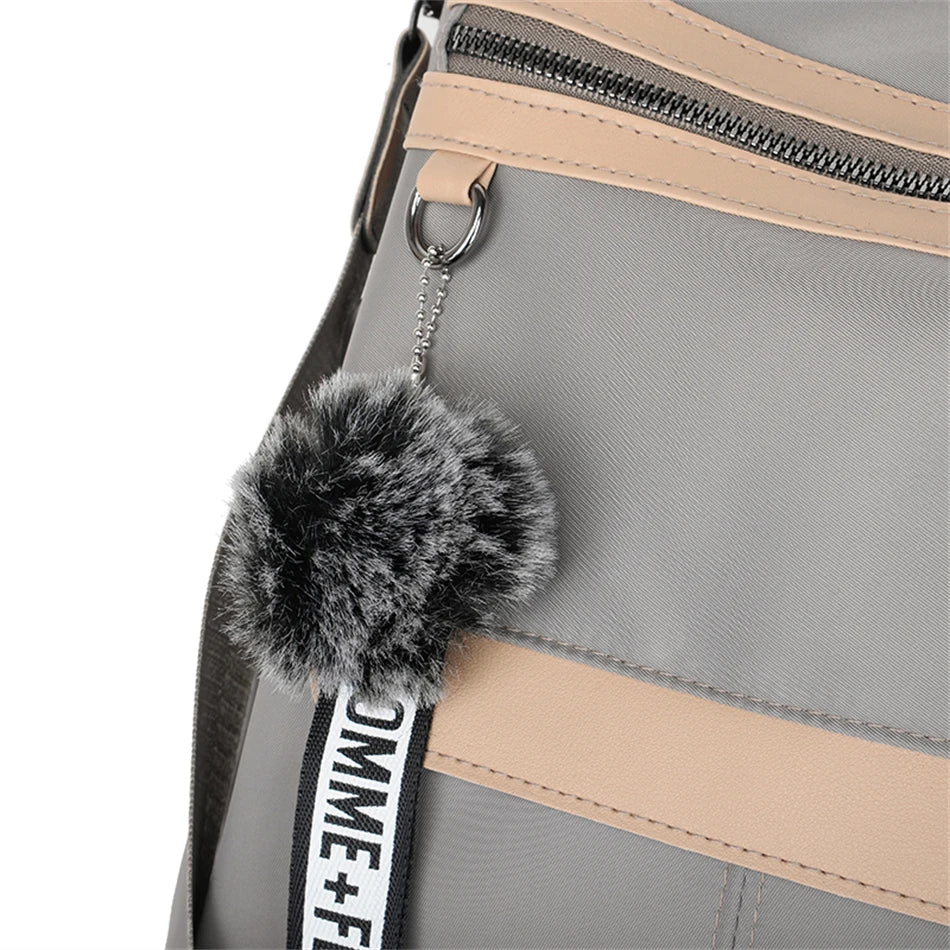 DANA Oxford Shoulder Bags