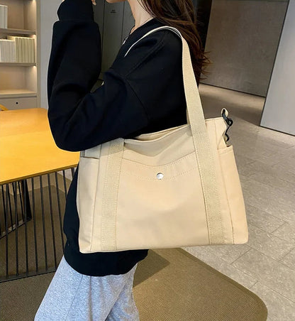 Large Capacity Nylon Crossbody Casual Messenger Shoulder Bag