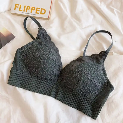 حمالة صدر مثيرة مطرزة بالزهور من الدانتيل