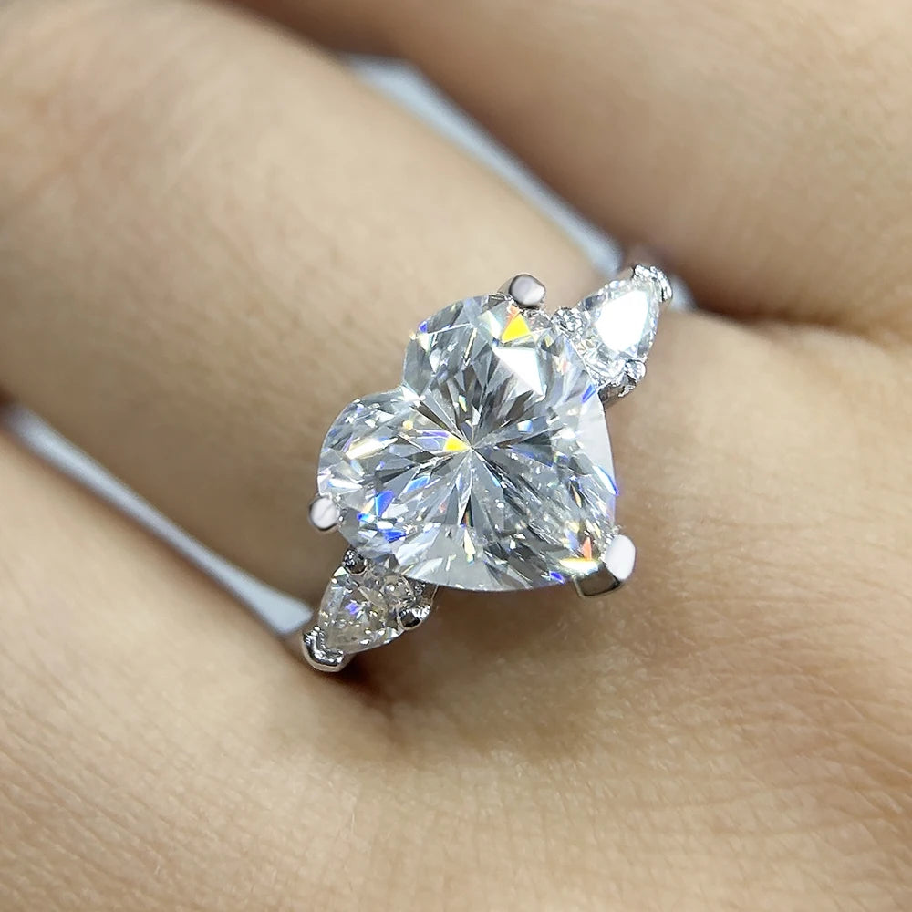 DANA 1-4Carat Heart Shape Moissanite Ring