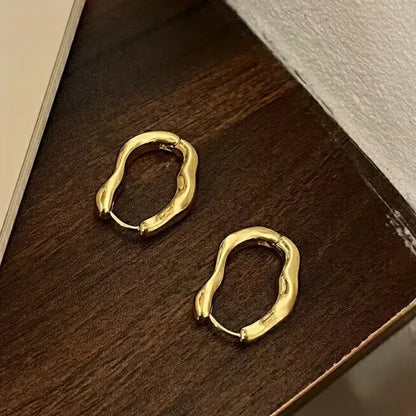 DANA Geometric Hoop Earrings f