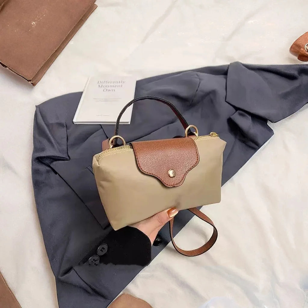 Customized Classic Retro Dumpling Lightweight Casual Commuter Crossbody Bag
