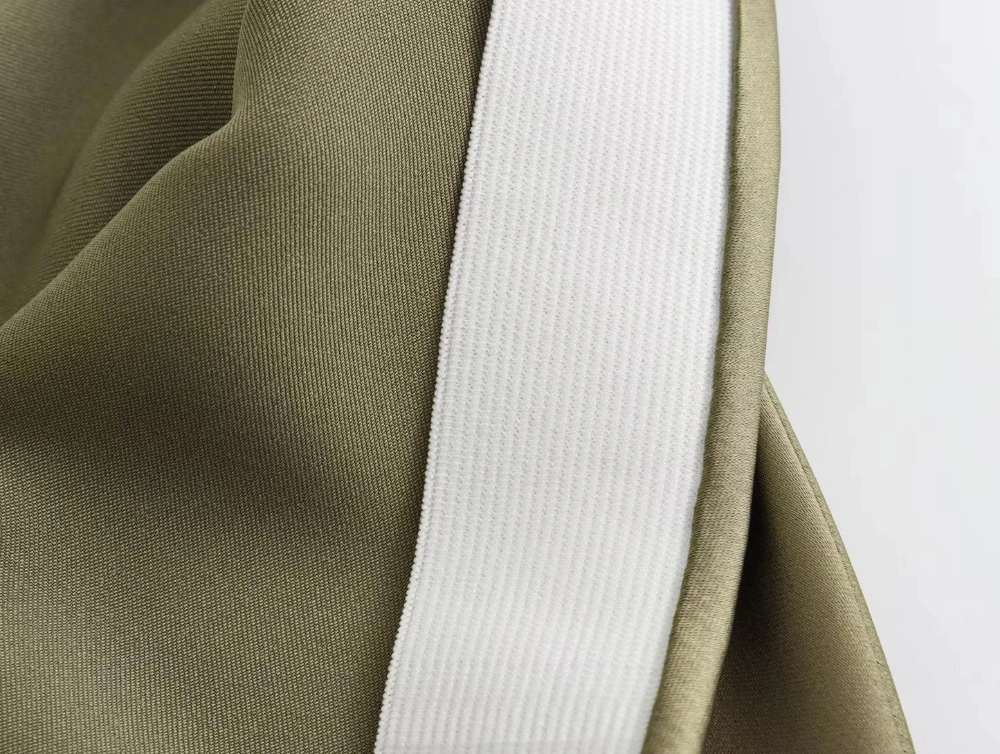 Faldas largas informales de satén de talle alto