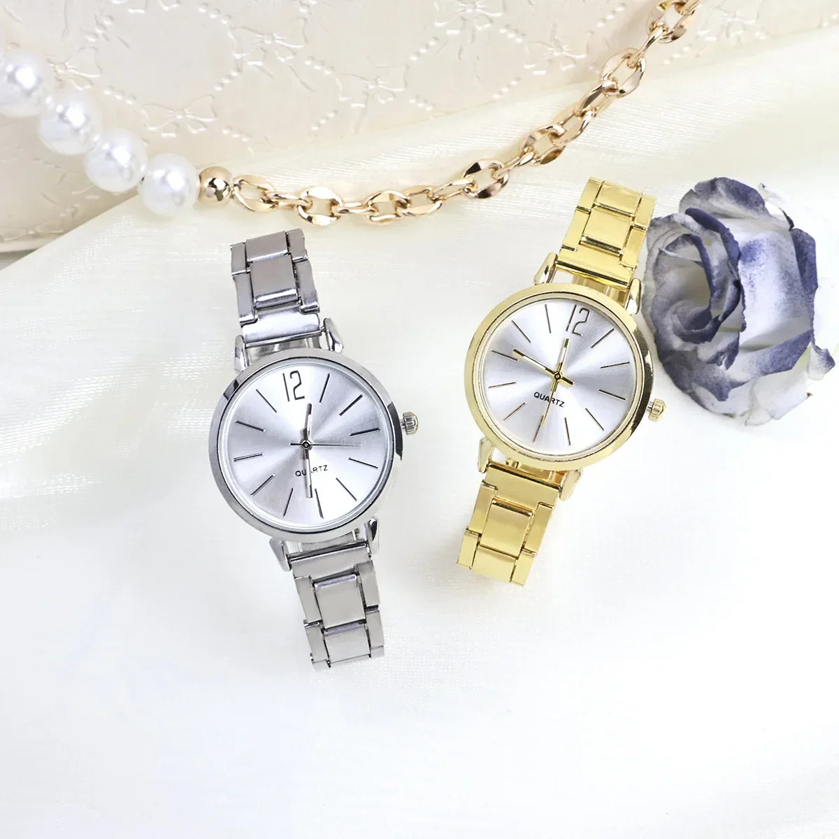 Small Dial Gold Quartz Wristwatches