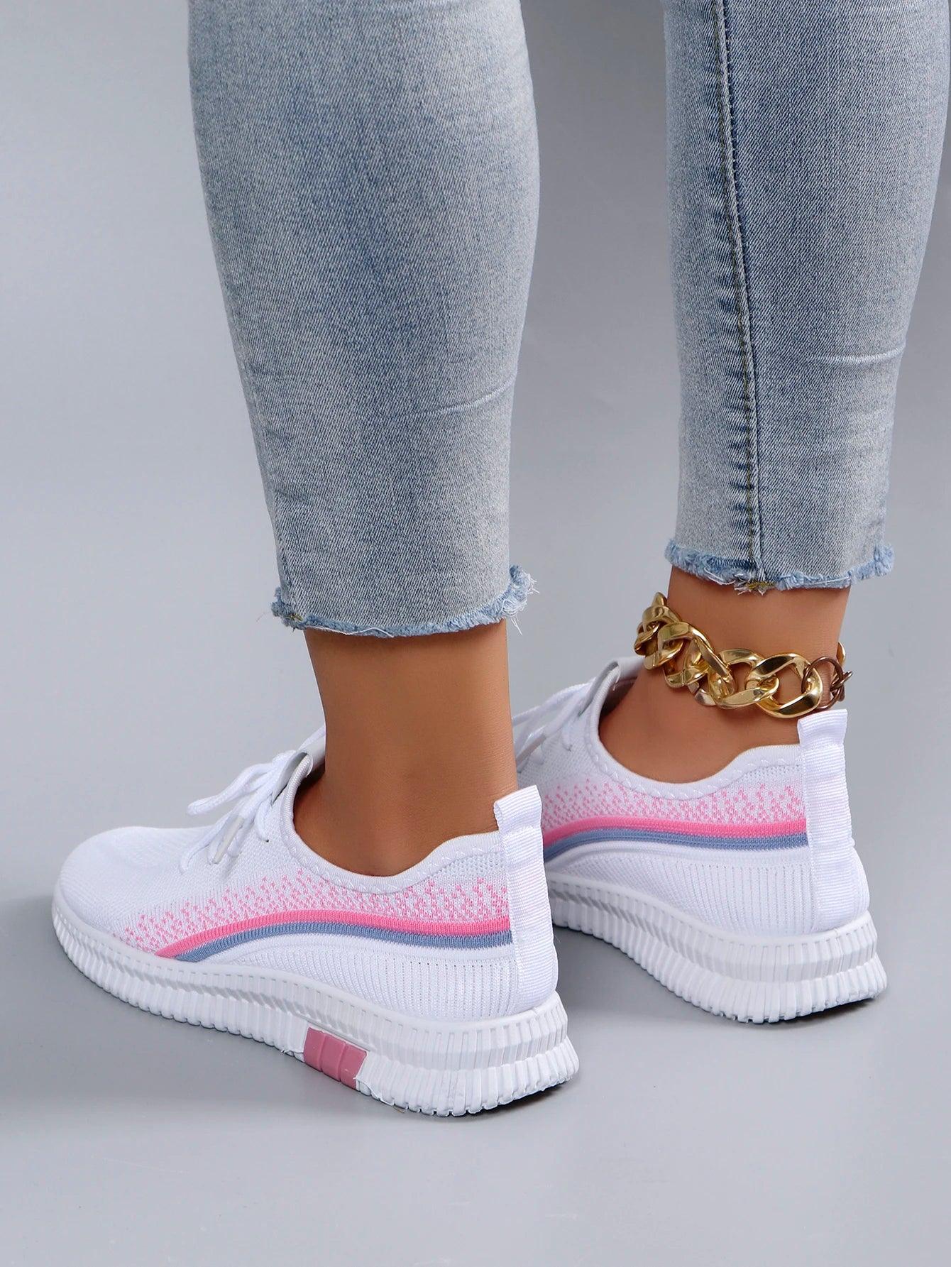 Breathable mesh flat casual sneakers
