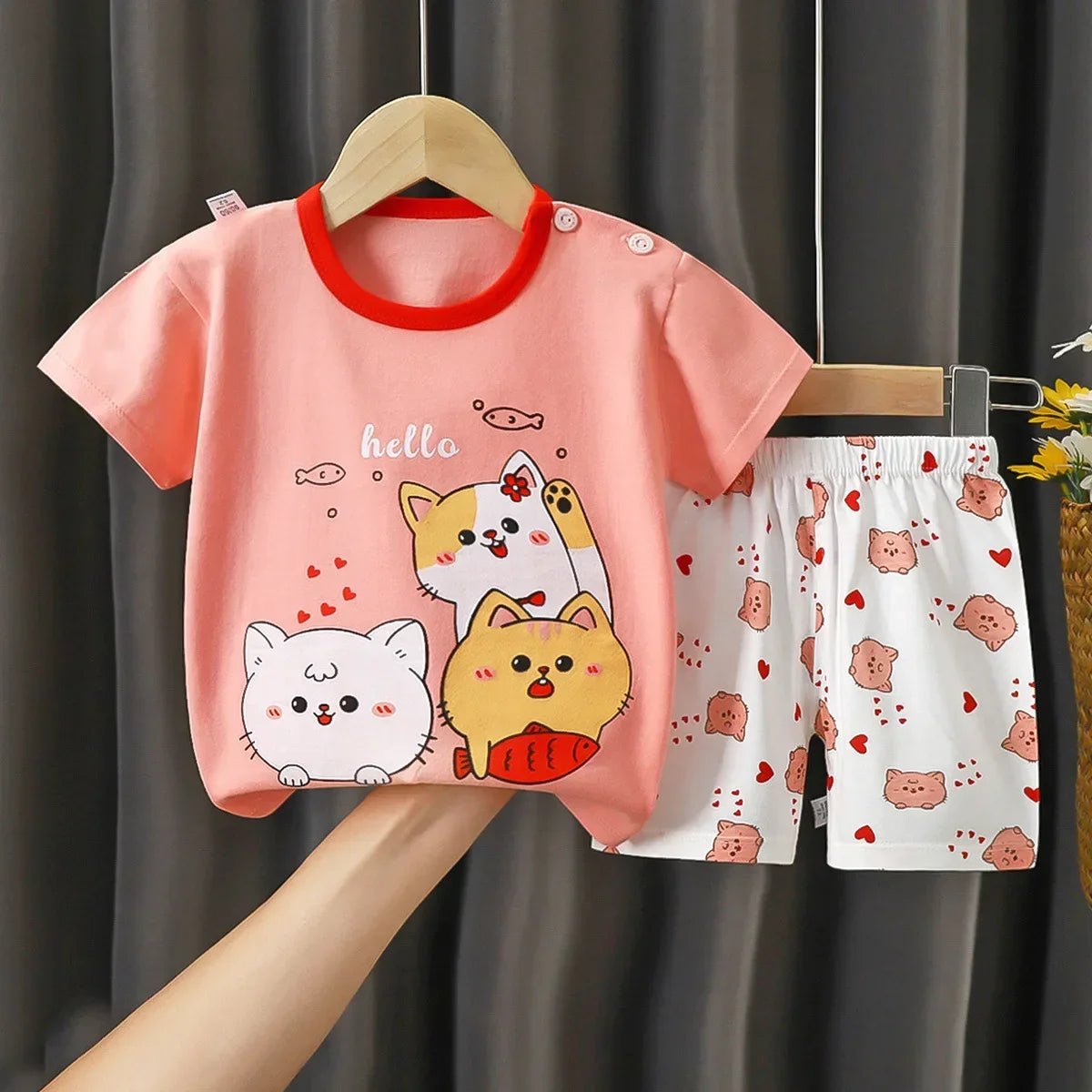 Baby Girl Cotton T-shirt  Giraffe Cartoon Set