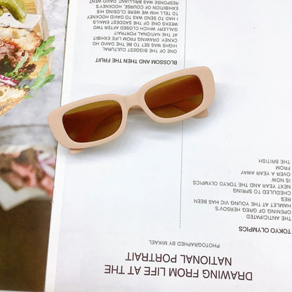 Cute Vintage Frosted Rectangle Sunglasses