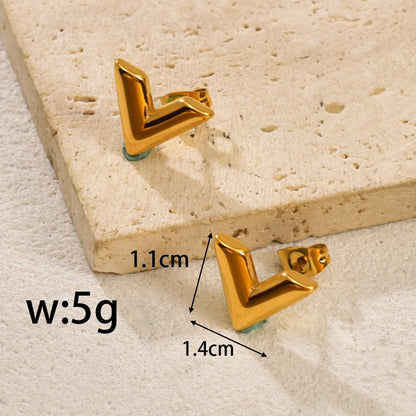 DANA Golden V-shaped small stud earrings